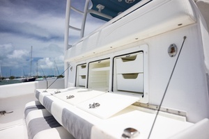 2023 Invincible 37 Catamaran thumbnail 34