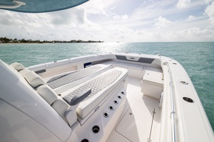 37FT (11.28M) INVINCIBLE