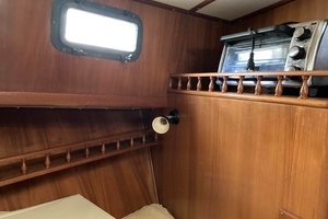 43ft Albin Yacht For Sale