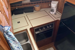 43ft Albin Yacht For Sale