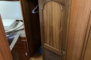 43ft Albin Yacht For Sale