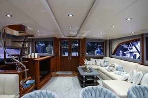 2005 Sea Force IX Enclosed Flybridge thumbnail 16