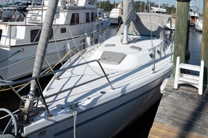1996 Catalina 36 Mk II thumbnail 4