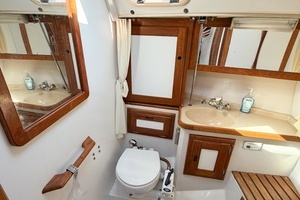1996 Catalina 36 Mk II thumbnail 43