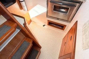 1996 Catalina 36 Mk II thumbnail 24