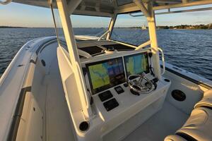 42FT (12.8M) YELLOWFIN