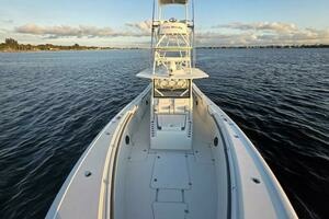 2019 Yellowfin 42 Offshore thumbnail 11
