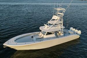 2019 Yellowfin 42 Offshore thumbnail 6