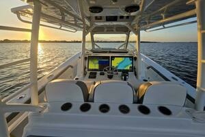 2019 Yellowfin 42 Offshore thumbnail 18