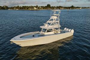 2019 Yellowfin 42 Offshore thumbnail 1