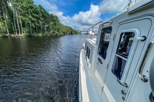 2004 American Tug 34 thumbnail 16