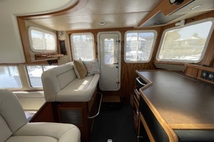 2004 American Tug 34 thumbnail 8