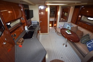 2004 Sea Ray 390 Sundancer thumbnail 22