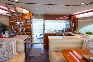 2015 Riviera 53 Enclosed Bridge thumbnail 31
