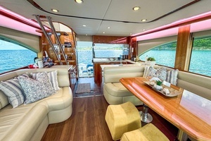 2015 Riviera 53 Enclosed Bridge thumbnail 40