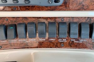 R Sea Cat 42ft Sea Ray Yacht For Sale