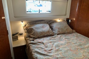 R Sea Cat 42ft Sea Ray Yacht For Sale