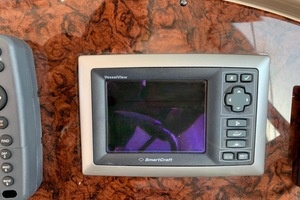 2004 Sea Ray 390 Motor Yacht thumbnail 25