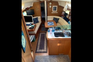 2007 Jeanneau Jeanneau Oceanis 36i thumbnail 18