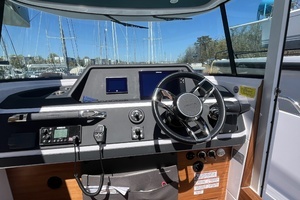 2023 Axopar 28 CABIN thumbnail 34