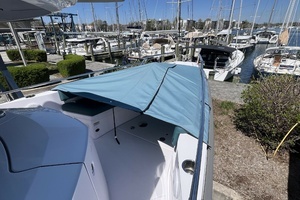 2023 Axopar 28 CABIN thumbnail 20