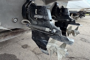 2013 Rinker 360 Express Cruiser thumbnail 15