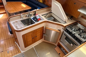 2002 Catalina 400 mkII thumbnail 19