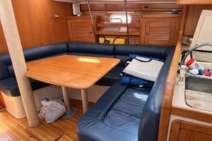 2002 Catalina 400 mkII thumbnail 27