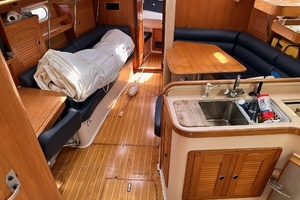 2002 Catalina 400 mkII thumbnail 20
