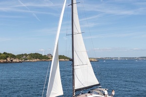 58FT (17.68M) WAUQUIEZ Worth Avenue Yachts