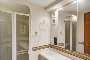 Viking 5- Lady S - Interior Head