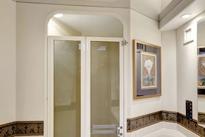 Viking 5- Lady S - Interior Head