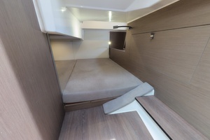 32ft Beneteau Yacht For Sale