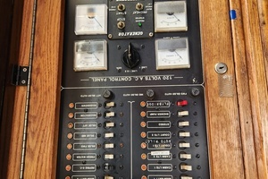 1987 Luhrs Convertible thumbnail 17