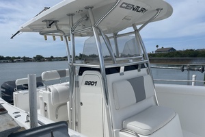 Photo 6031840 for 2008 Century 2901 CC  