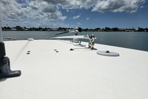 Photo 6031831 for 2008 Century 2901 CC  