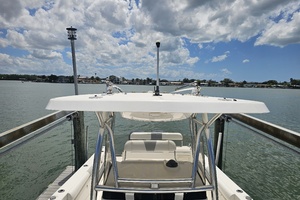 Photo 6031829 for 2008 Century 2901 CC  