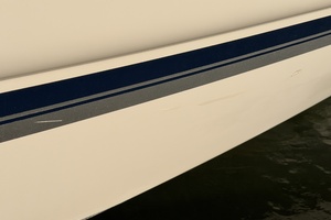 35ft Rinker Yacht For Sale