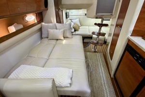 35ft Rinker Yacht For Sale