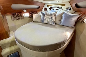 2007 Rinker 350 Express Cruiser thumbnail 51
