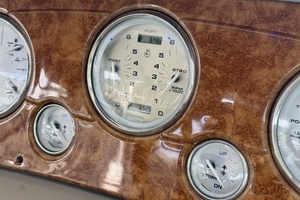 2007 Rinker 350 Express Cruiser thumbnail 28