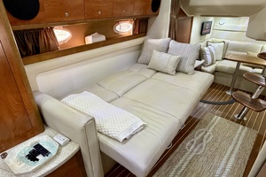 35ft Rinker Yacht For Sale