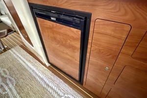 35ft Rinker Yacht For Sale