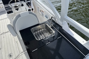 28ft Sea Fox Yacht For Sale