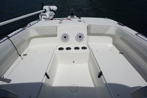 23ft World Cat Yacht For Sale