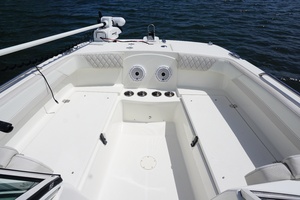 23ft World Cat Yacht For Sale