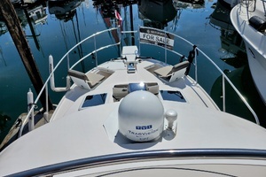 2022 Cutwater C-32 CB thumbnail 27