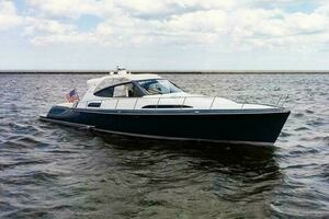 2019 Palm Beach Motor Yachts GT50 thumbnail 49
