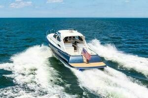 2019 Palm Beach Motor Yachts GT50 thumbnail 7