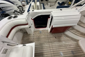 2020 Intrepid 475 Sport Yacht thumbnail 27